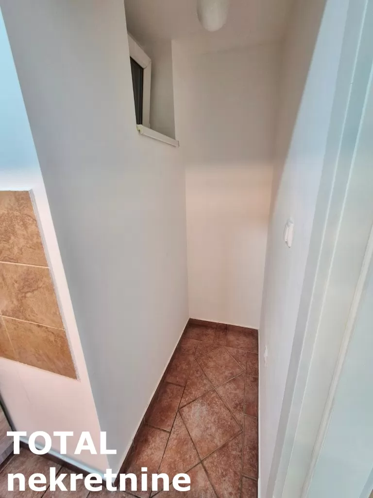Stan,NOVI SAD,SAJAM,kv: 40.00, € 136000, ID: 1102808 10
