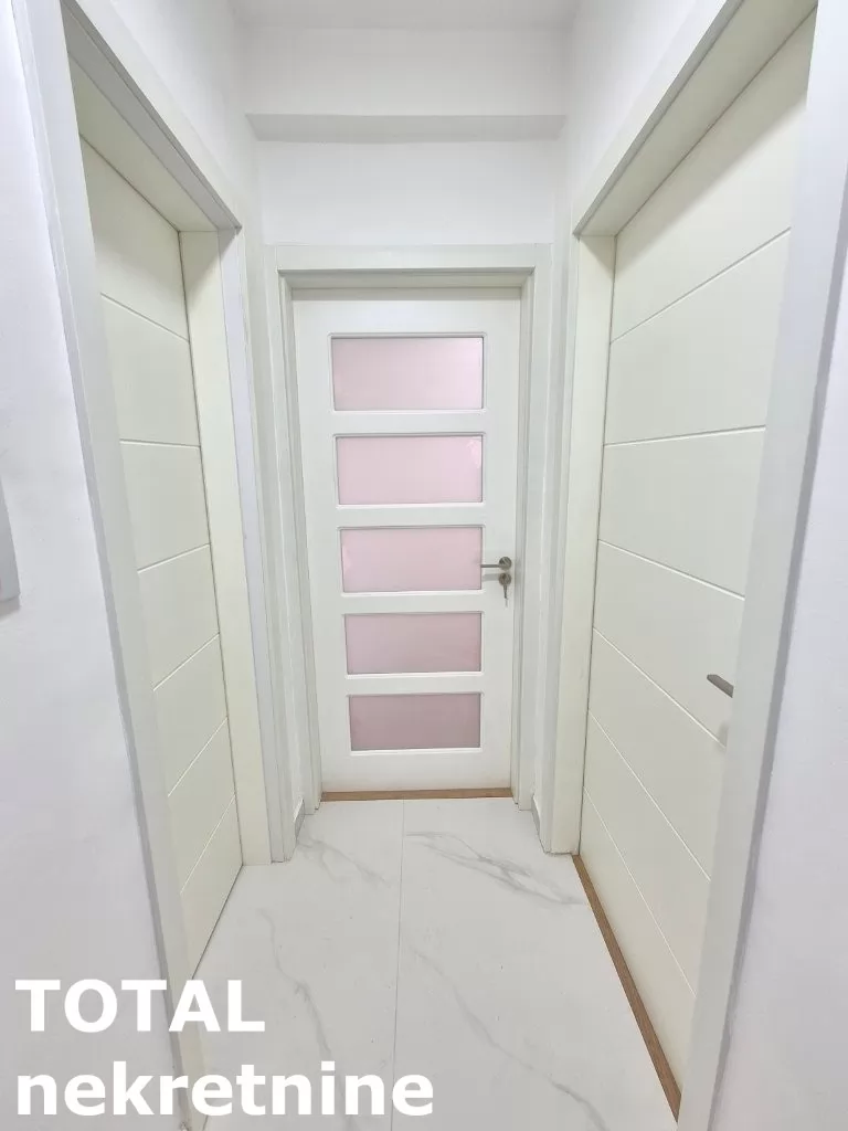 Stan,NOVI SAD,SAJAM,kv: 40.00, € 136000, ID: 1102808 12