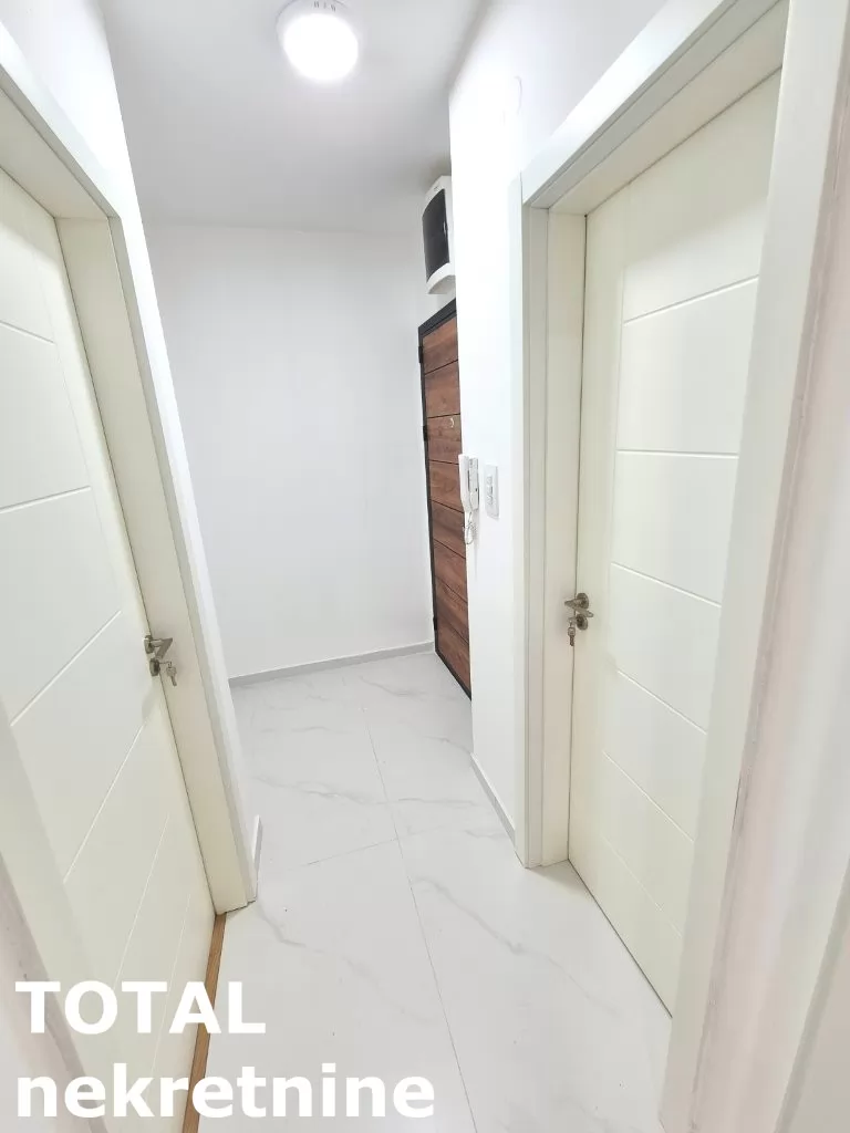 Stan,NOVI SAD,SAJAM,kv: 40.00, € 136000, ID: 1102808 14