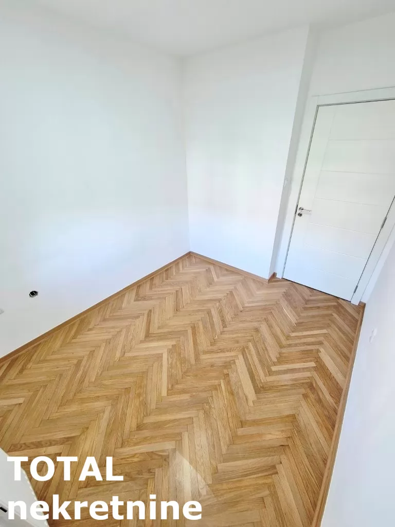 Stan,NOVI SAD,SAJAM,kv: 40.00, € 136000, ID: 1102808 17