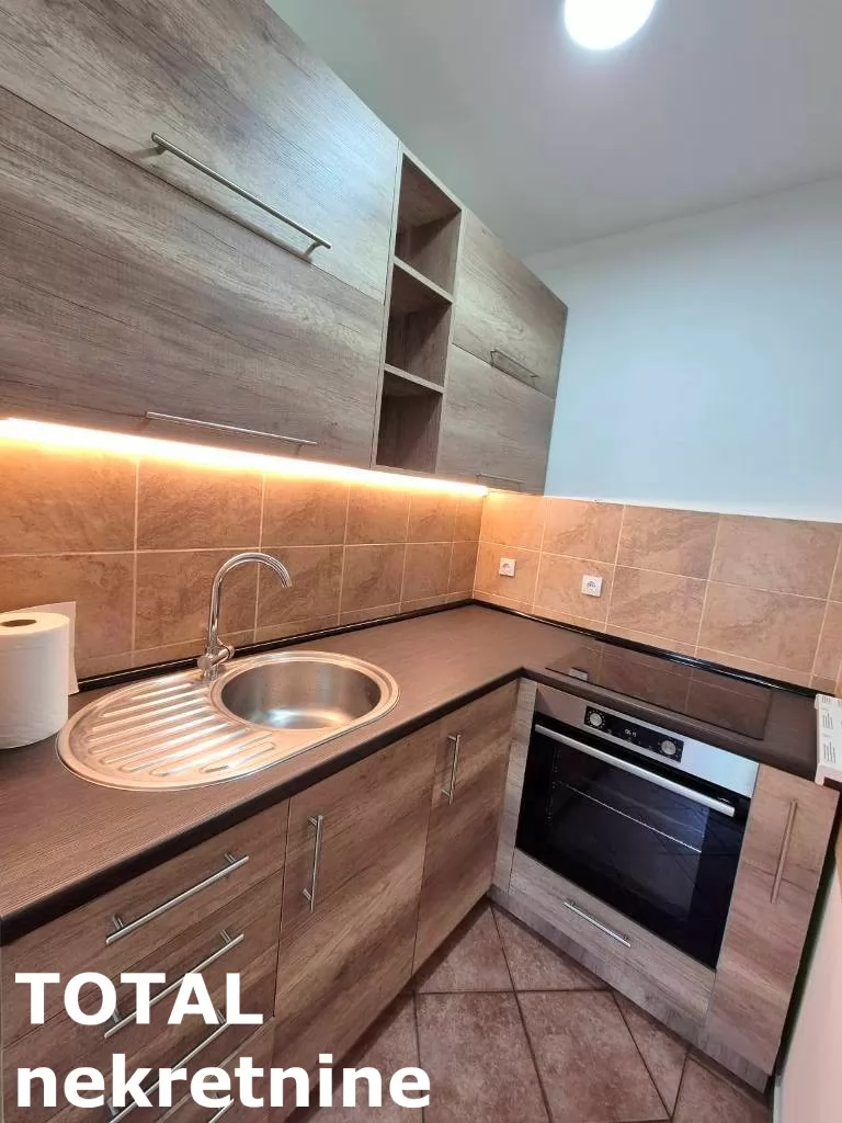 Stan,NOVI SAD,SAJAM,kv: 40.00, € 136000, ID: 1102808 6