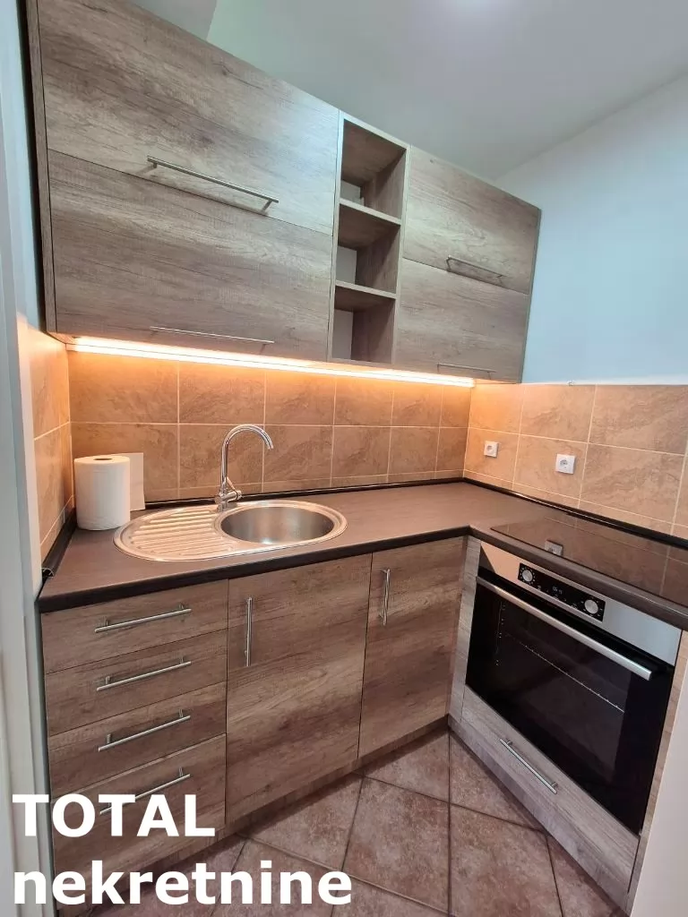 Stan,NOVI SAD,SAJAM,kv: 40.00, € 136000, ID: 1102808 7