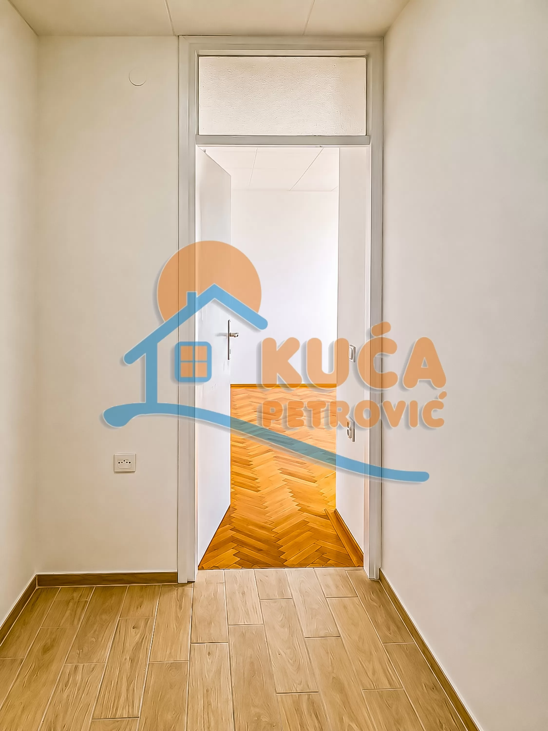Trosoban stan, 75 m2, Medijana, Bulevar Nemanjića ID: p-016987 7