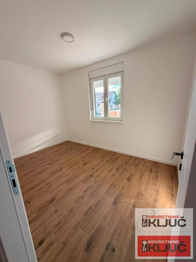 KOD NAJLON PIJACE, 37m2, Jednoiposoban, Parking 2