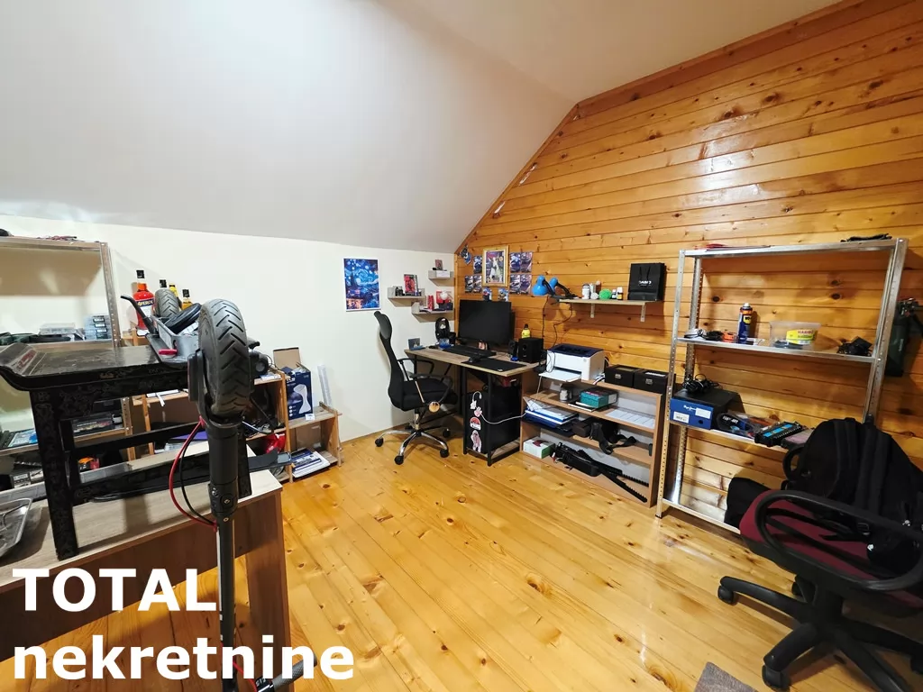 Kuca,NOVI SAD,LIPOV GAJ,kv: 357.00, € 370000, ID: 3091614 26