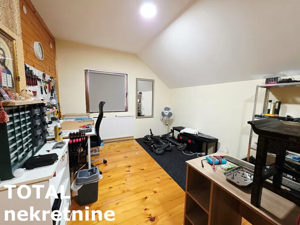 Kuca,NOVI SAD,LIPOV GAJ,kv: 357.00, € 370000, ID: 3091614 27