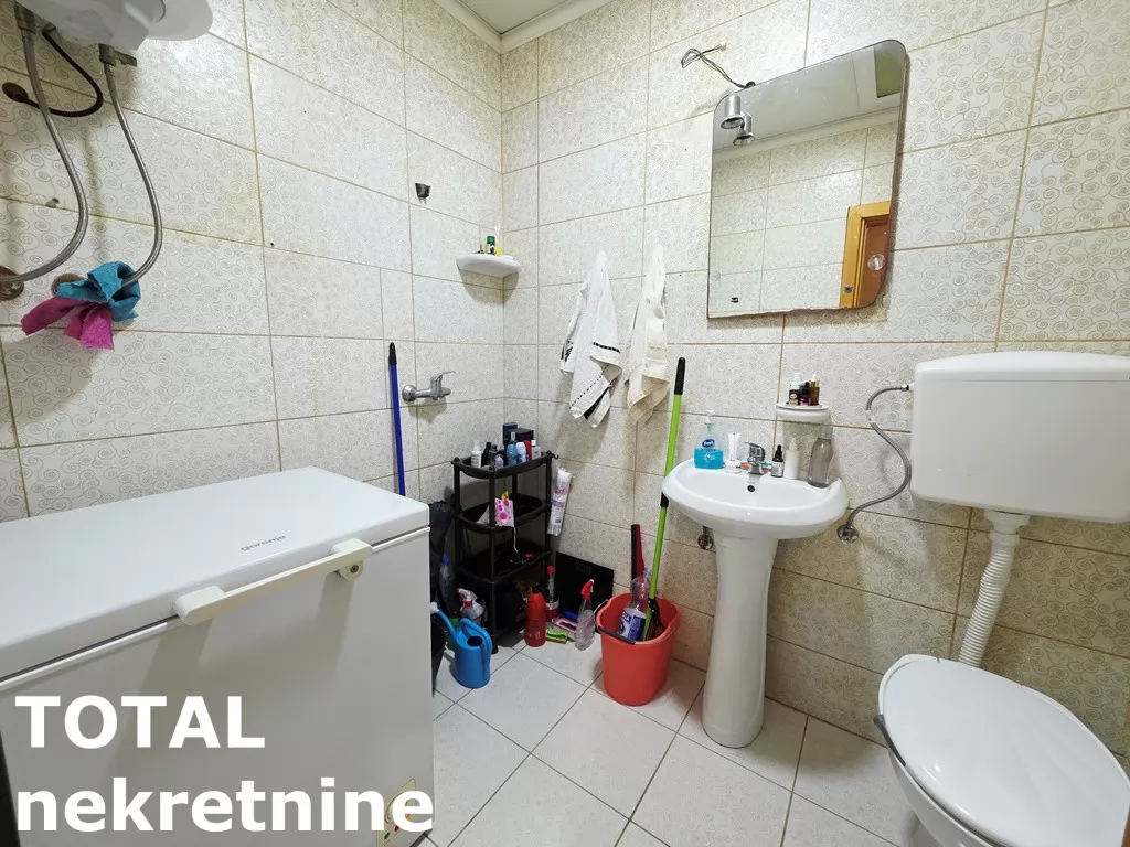 Kuca,NOVI SAD,LIPOV GAJ,kv: 357.00, € 370000, ID: 3091614 29