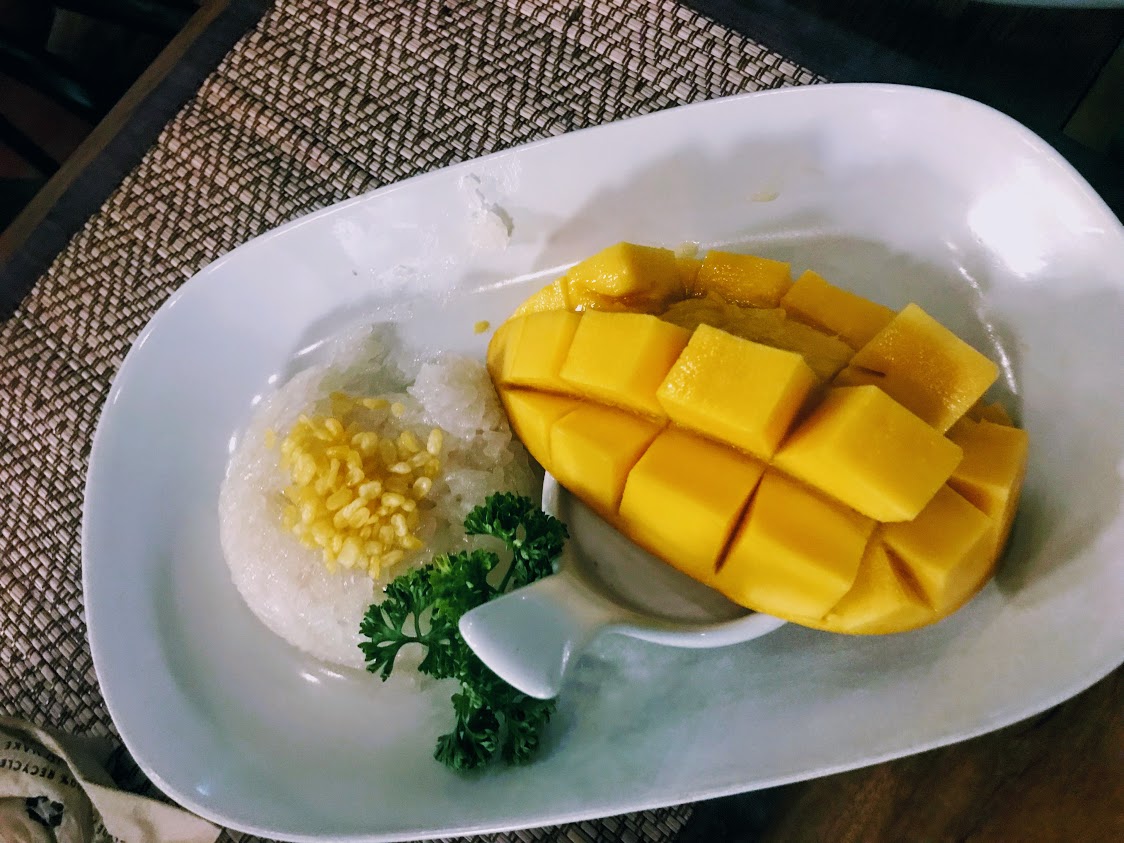 sticky rice mango