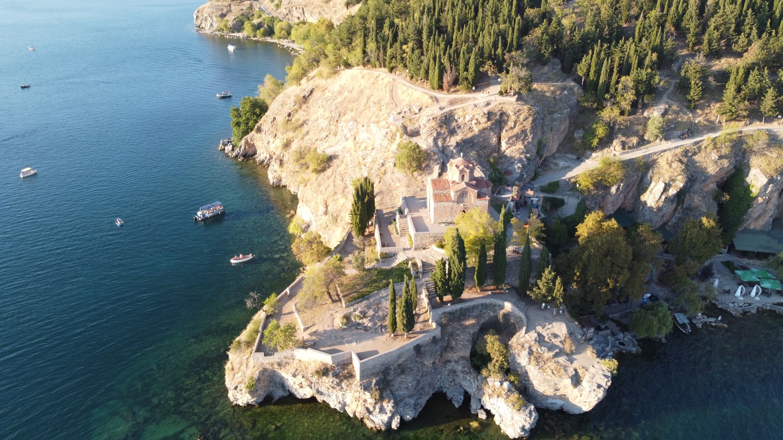 1E33324178E61FE5EB7424312E98C643