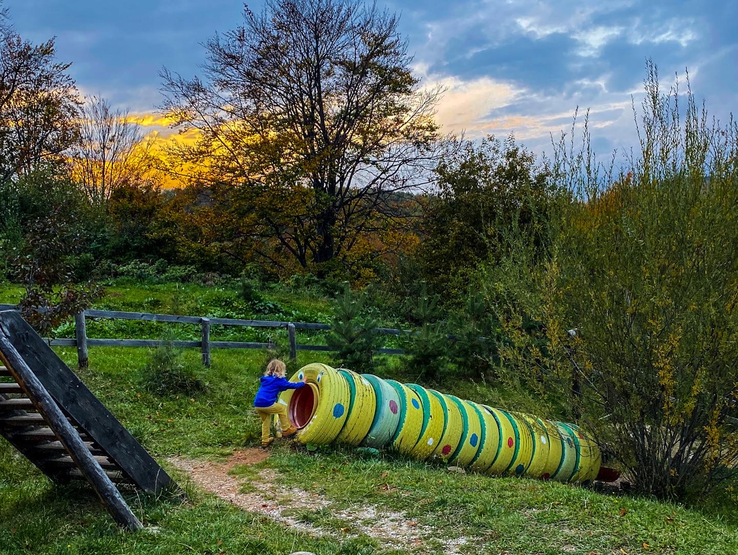 4AB76E68-5E9C-4BC7-B460-97A203E727BB