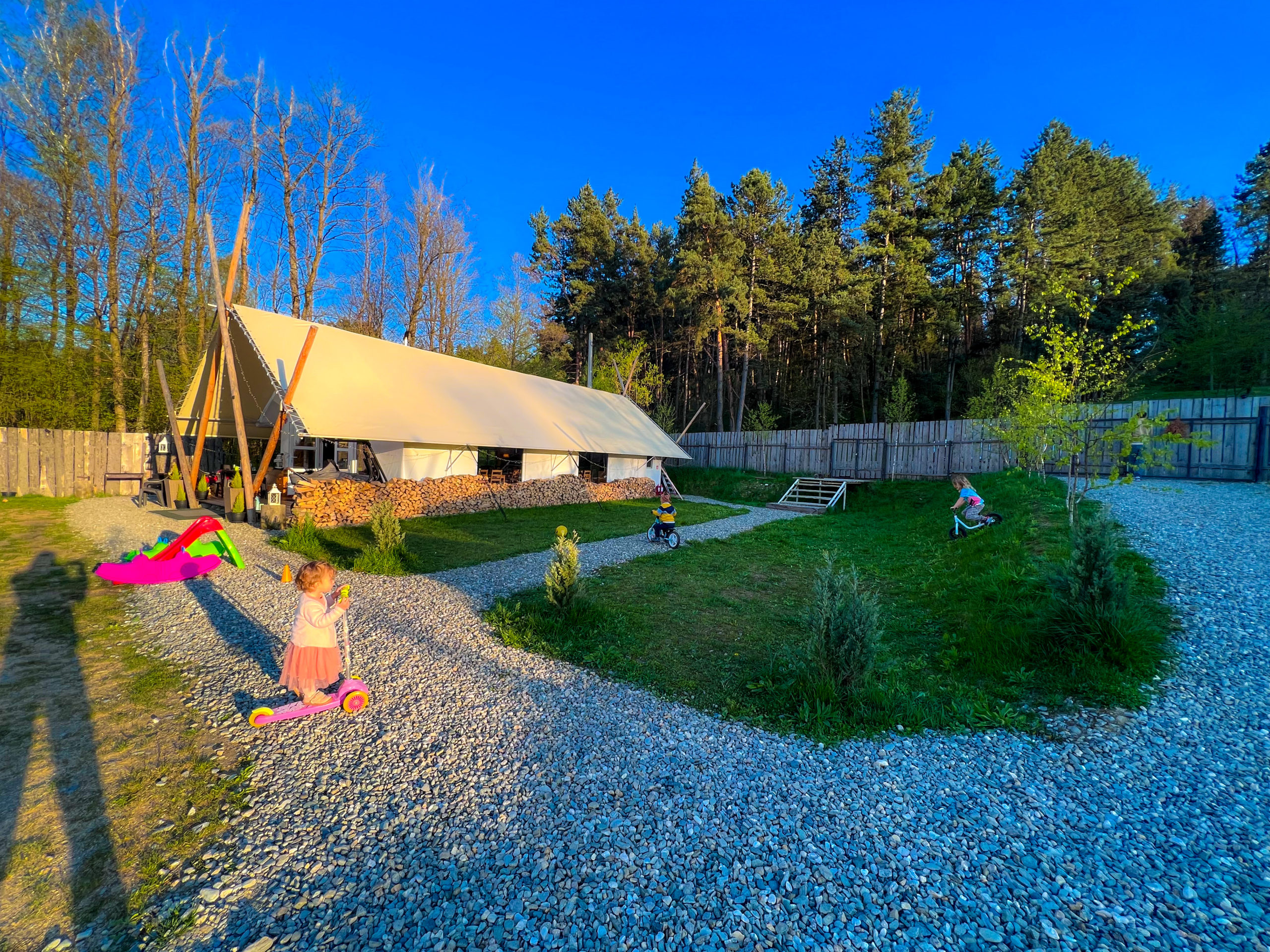 6497C7D1-29D0-4DAE-A7D5-A282231FFB28