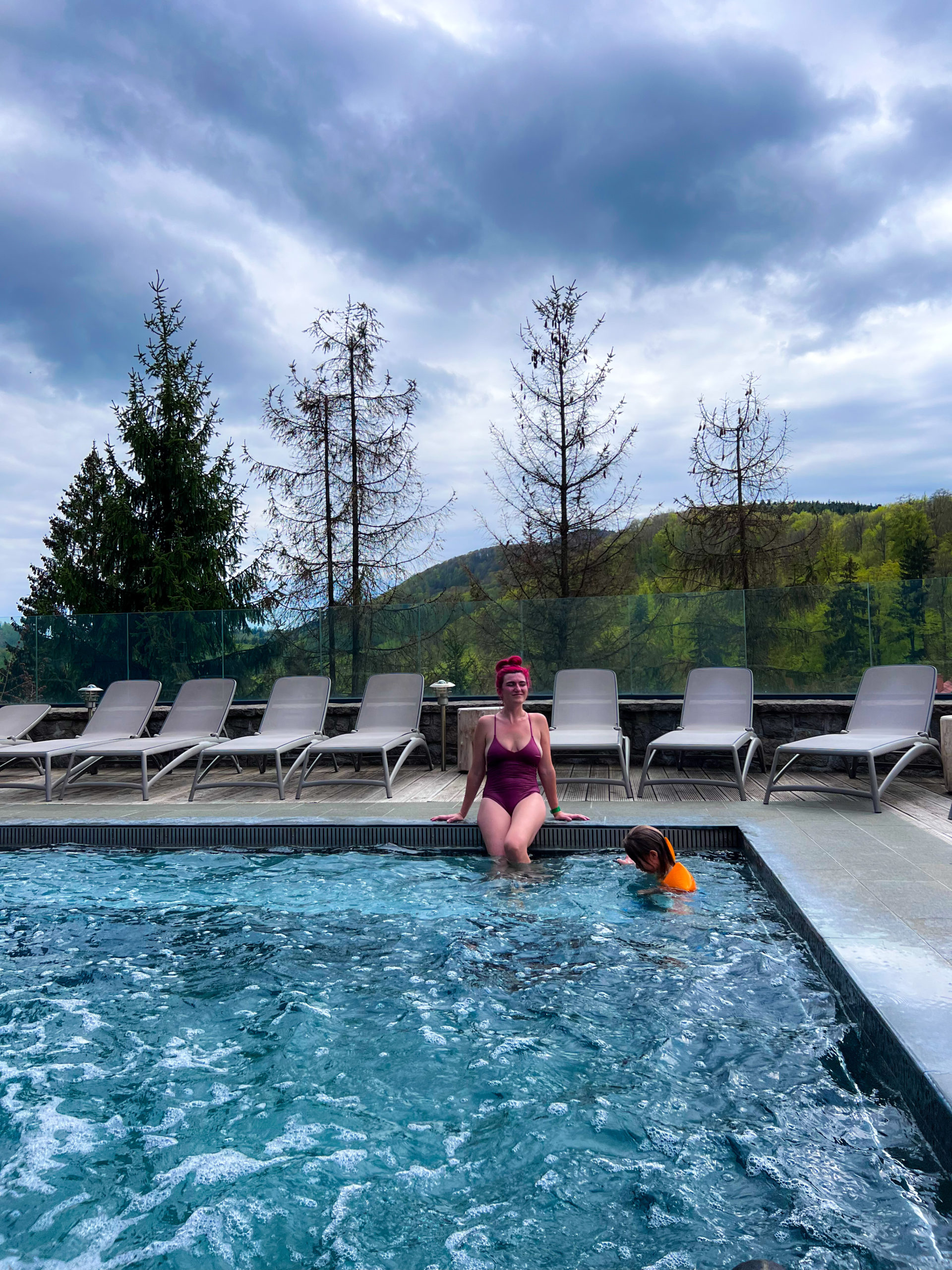 30DAEE39-EF8B-41F2-856A-C4907AAC2D07