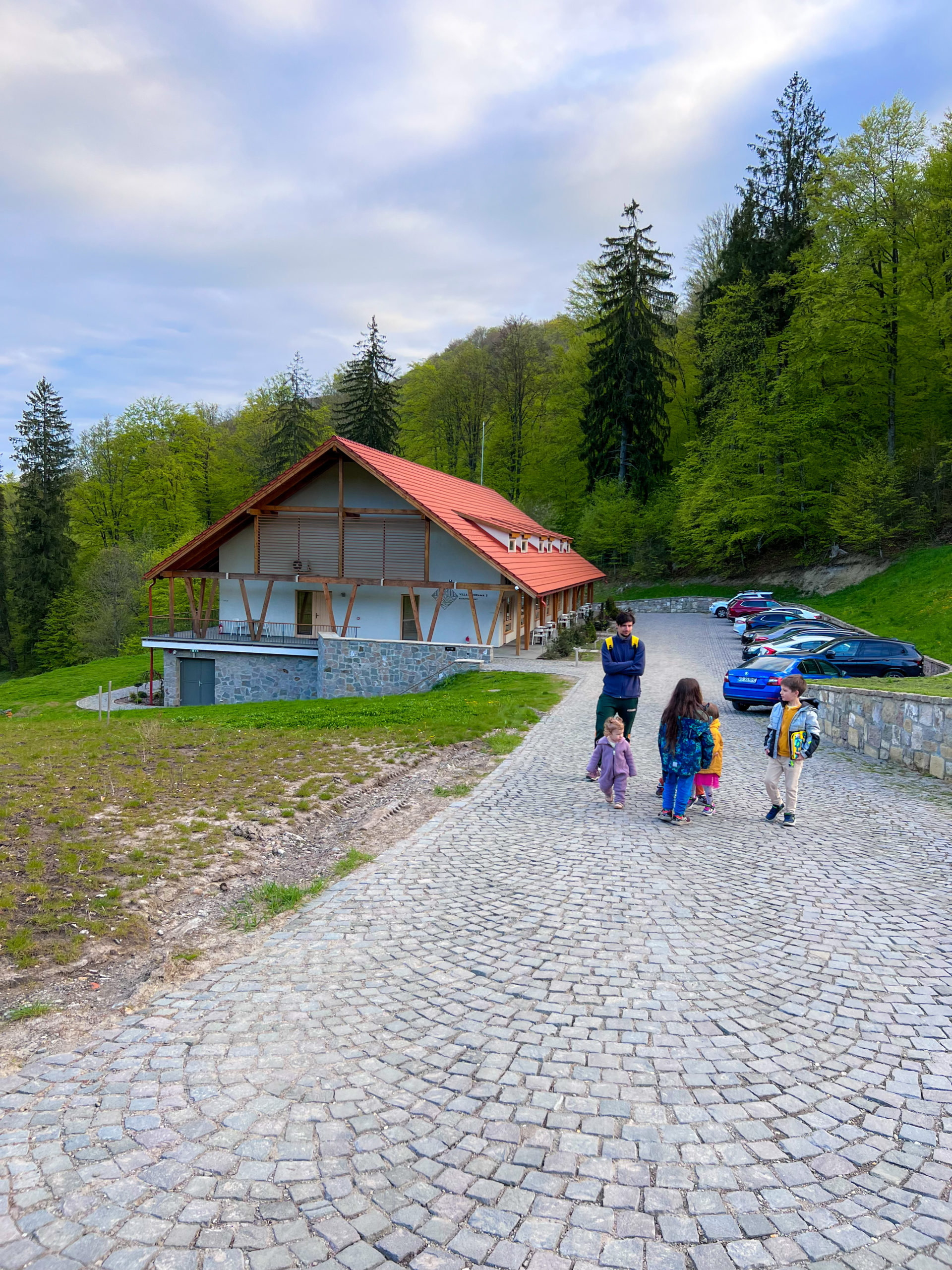 E375109C-59A1-450E-A899-EBE07464BFB6