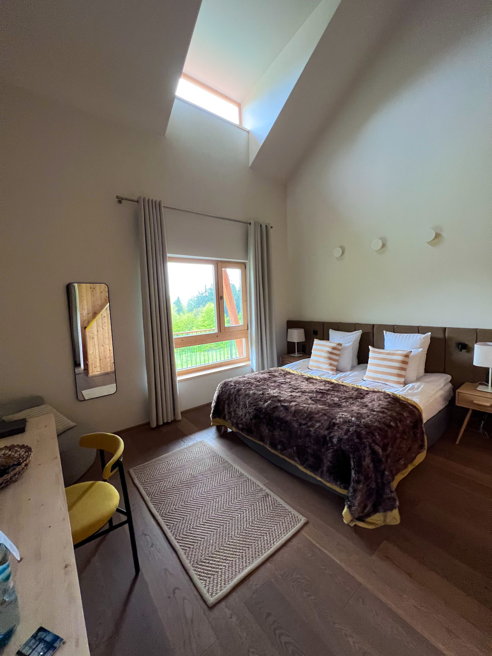 E6C49BCD-3A0D-4AC7-ACEE-BB798349E71B