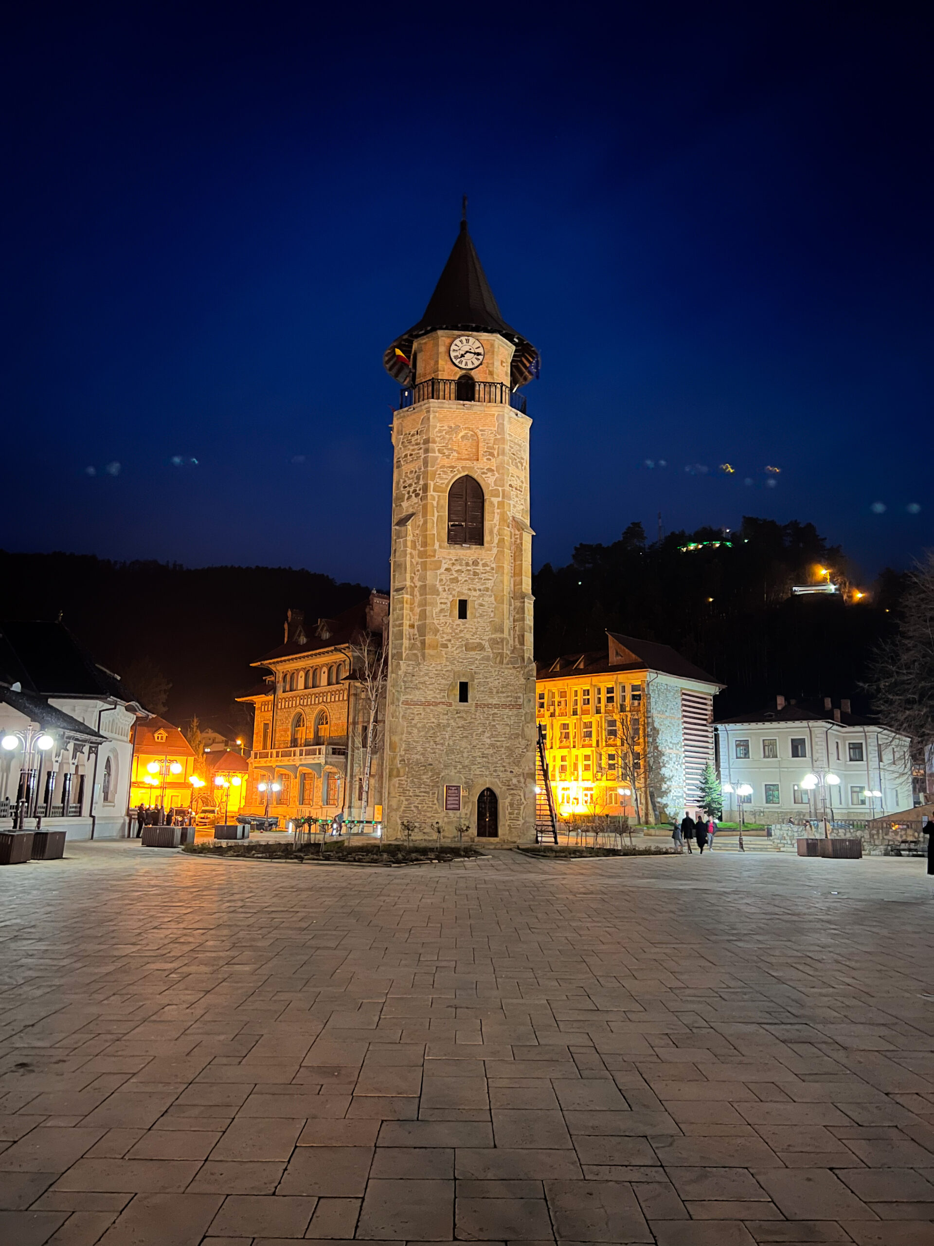 5A3CCBF2-F56D-44FA-ABA3-3C7AEFAECD29