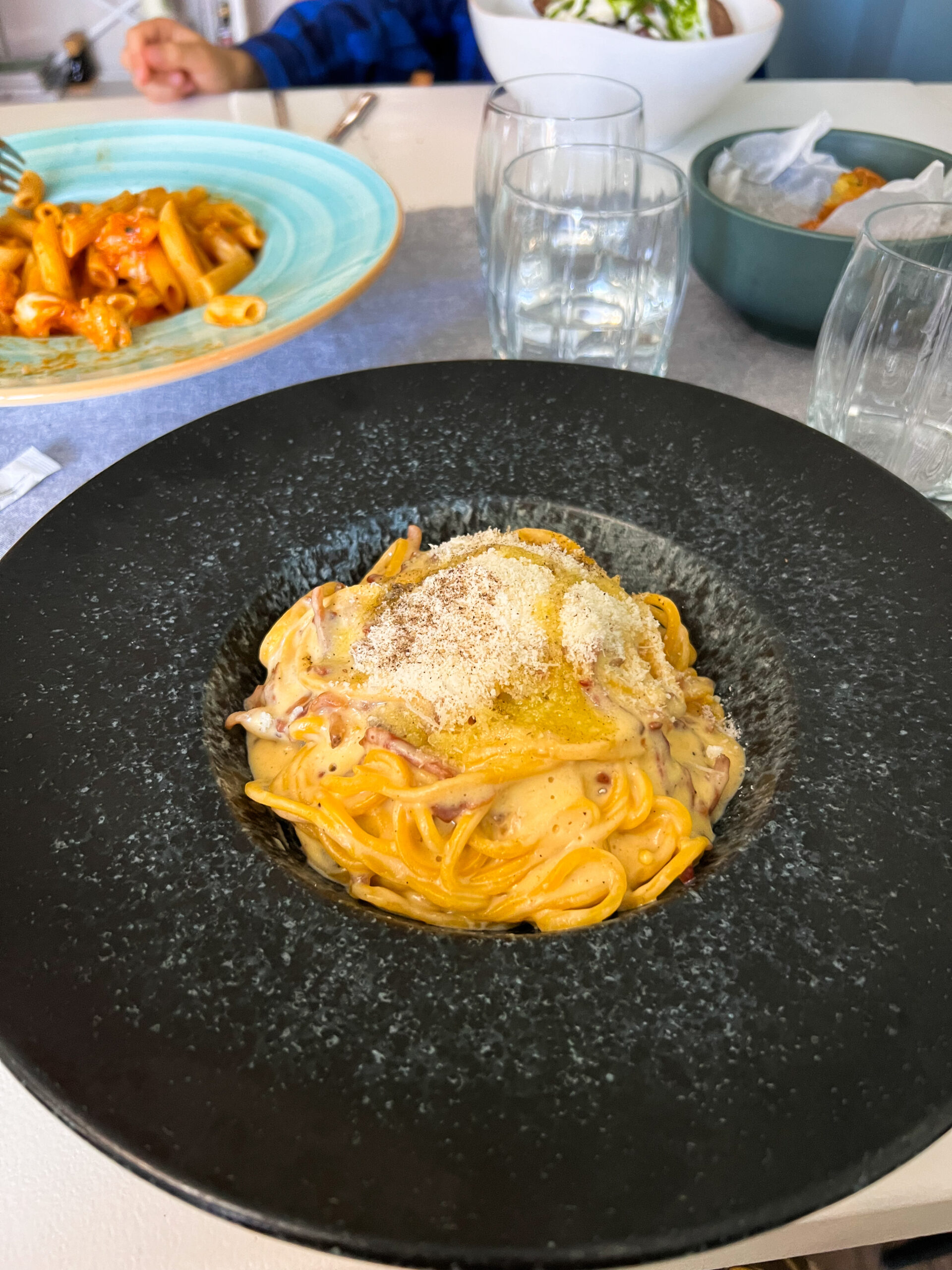 8DBE7A8B-AA41-493D-9C3E-1DD6E6827A8C