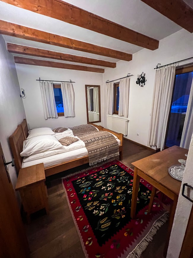 D67EF762-C3EA-4BBF-917D-F039B8AE4493