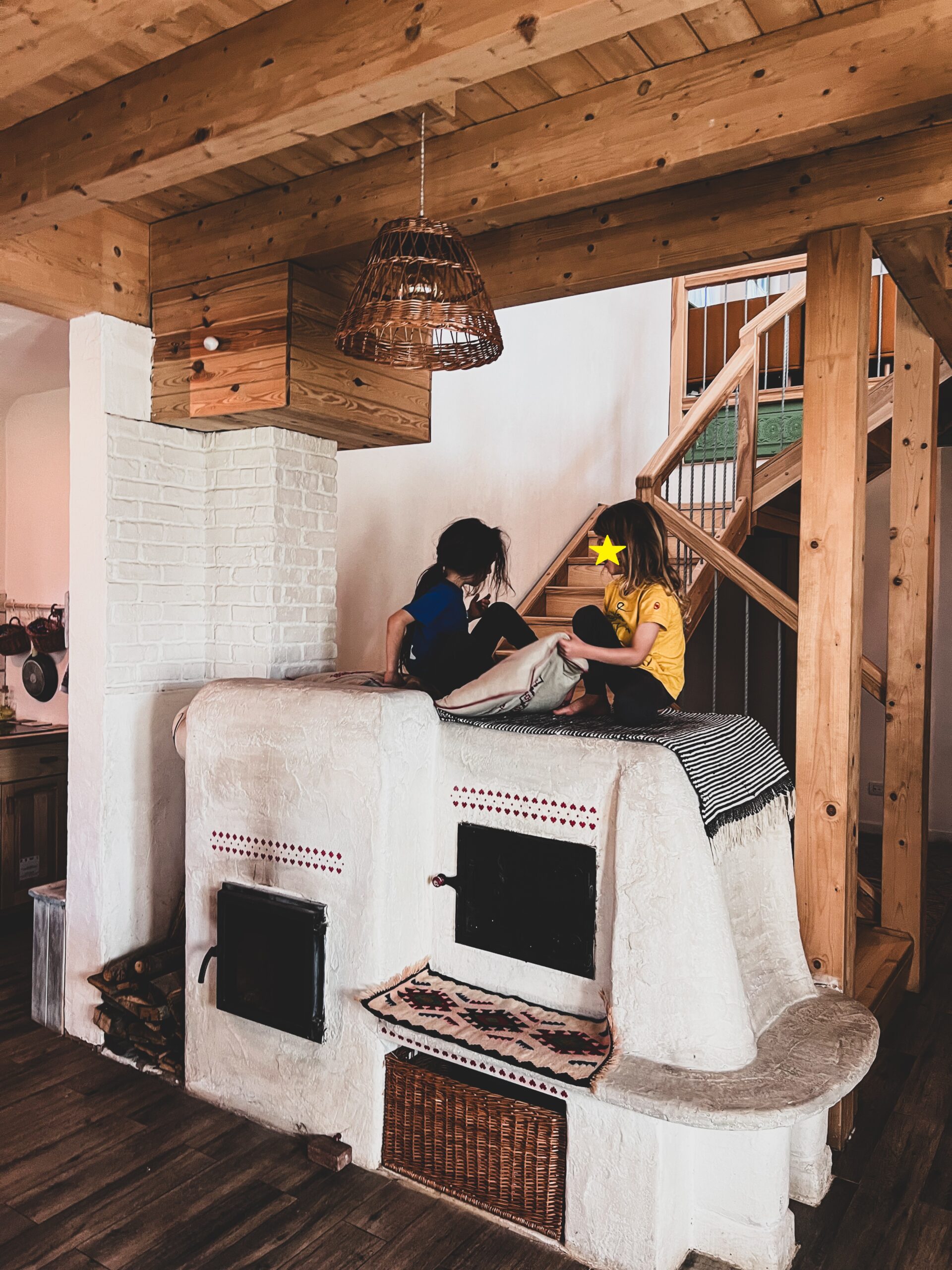 E5CD2544-6797-4EDF-BE1E-7E0803098D53-2