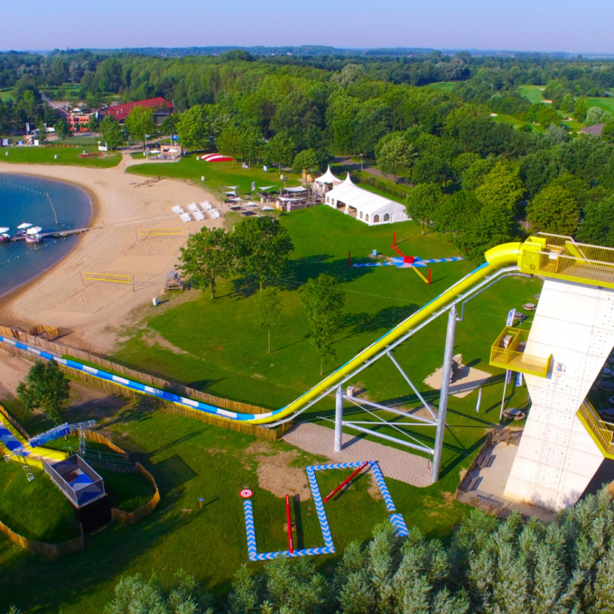 Mombarg Beton Uitkijktoren Beldert Beach Zoelen 2