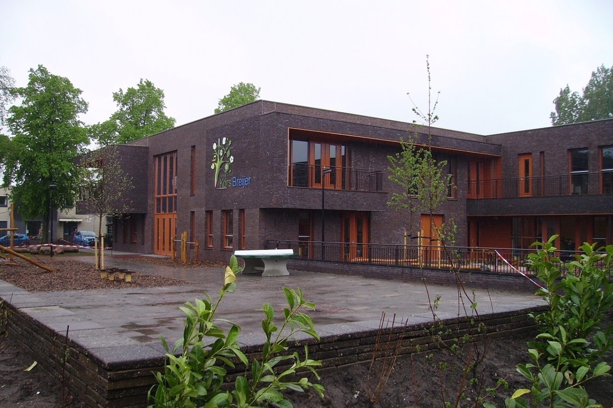 Mombarg Beton Brede School Kors Breijer 01