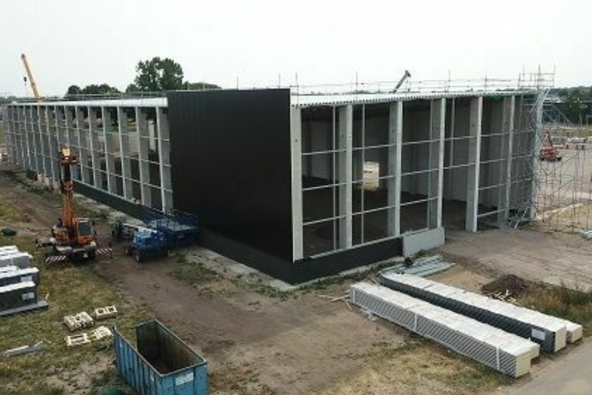 Mombarg Beton van Raam 05
