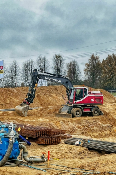 Mombarg Beton nieuwbouw - uitgraven kelder