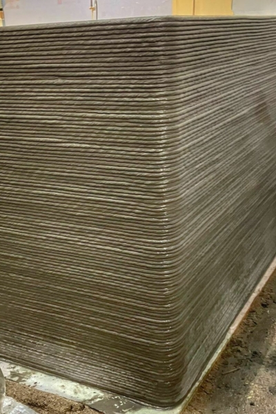 Mombarg Beton nieuwe kantoor bar