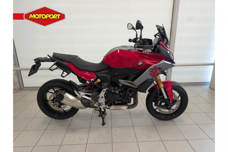 BMW F 900 XR