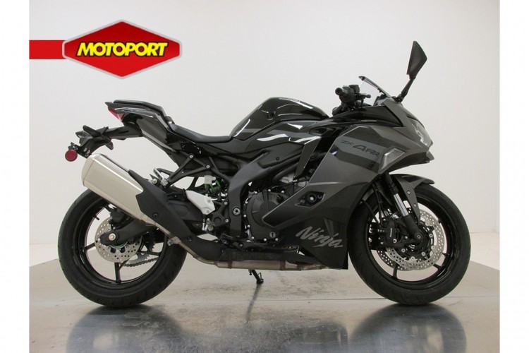Kawasaki NINJA ZX-4RR