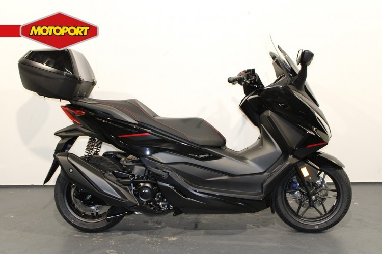 Honda Forza 350 Special edition