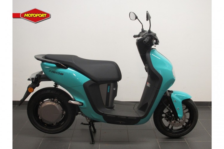 Yamaha NEO'S