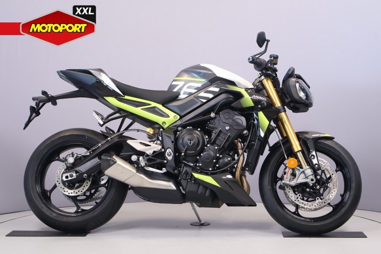 Triumph STREET TRIPLE RS MOTO2