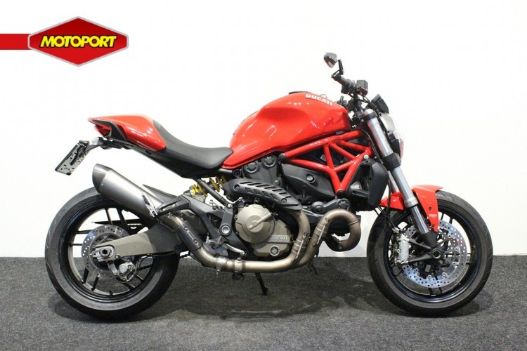 Ducati MONSTER 821