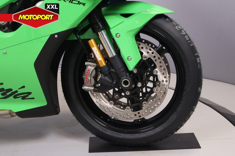 Kawasaki NINJA ZX-10 R | MotoPort