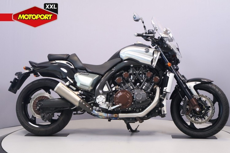 Yamaha V-MAX 1700