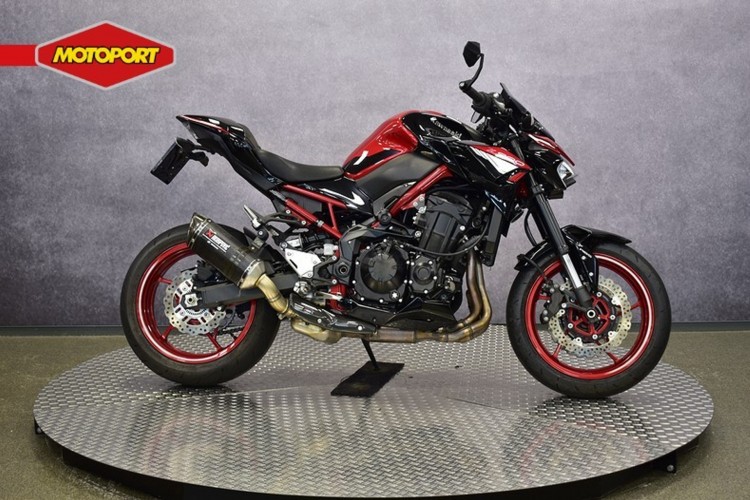 Kawasaki Z 900 PERFORMANCE