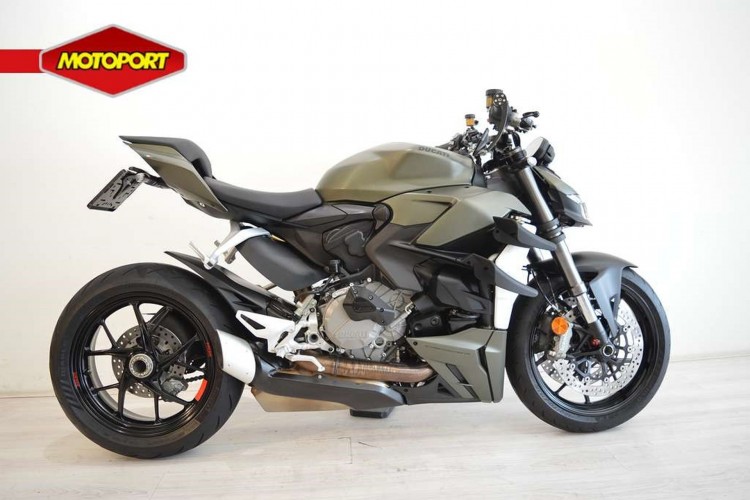 Ducati STREETFIGHTER V2