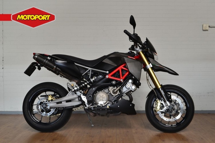 Aprilia Dorsoduro 750