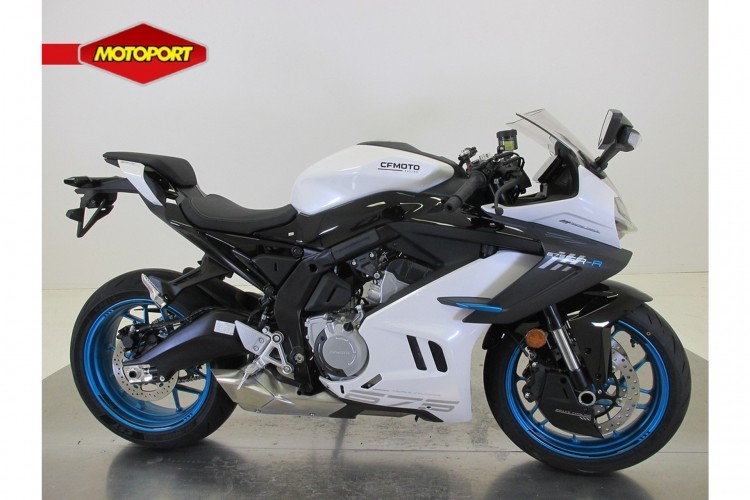 Foto van CFMOTO 675SR-R