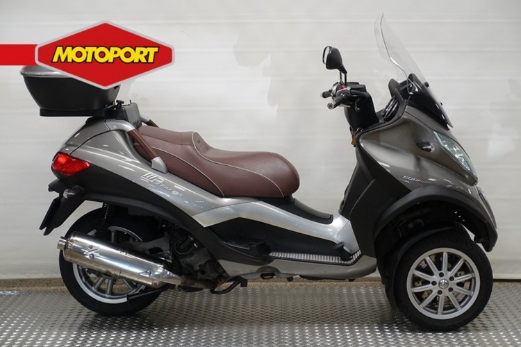 Foto van Piaggio MP3 500 LT SPORT