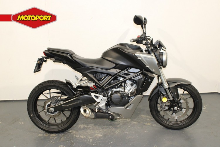 Foto van Honda CB 125 R