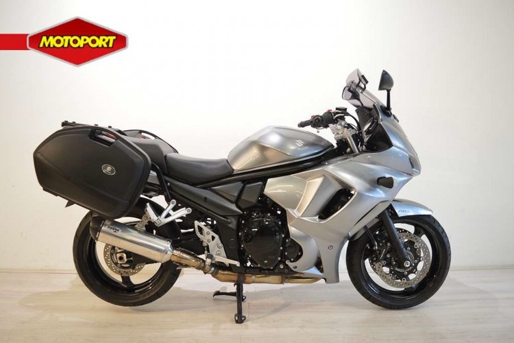 Foto van Suzuki GSX 1250 F ABS TOURING EDITION