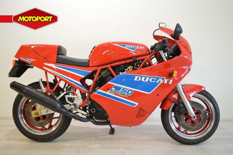 Foto van Ducati 750 SPORT