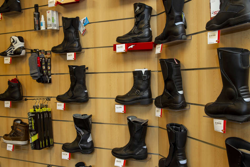 MotoPort Zelhem - Nieuwe motoren, motor occasions \u0026 motorkleding | MotoPort