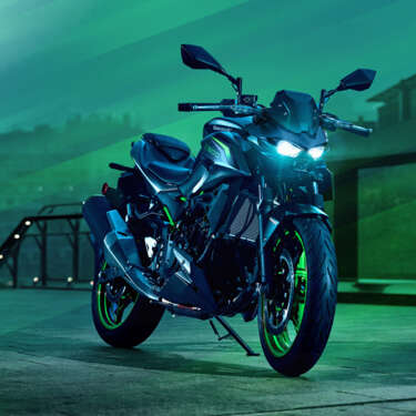 26MY_Z500-SE_KV