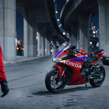 590077_27YM_Honda_CBR500R_FOUR
