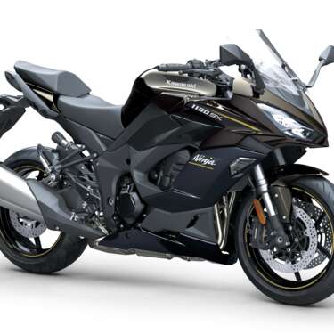 26MY_Ninja-1100SX_BK1_STU-(1)s