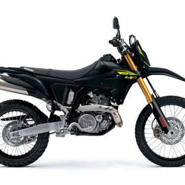 DR-Z400SRJM7_019_Rside