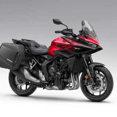 555816_26YM_Honda_CB1000GT