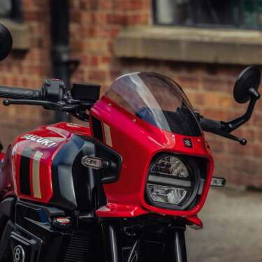 06_Suzuki-GSX-8T-en-8TT-krijgen-kleurenupdate-voor-2027